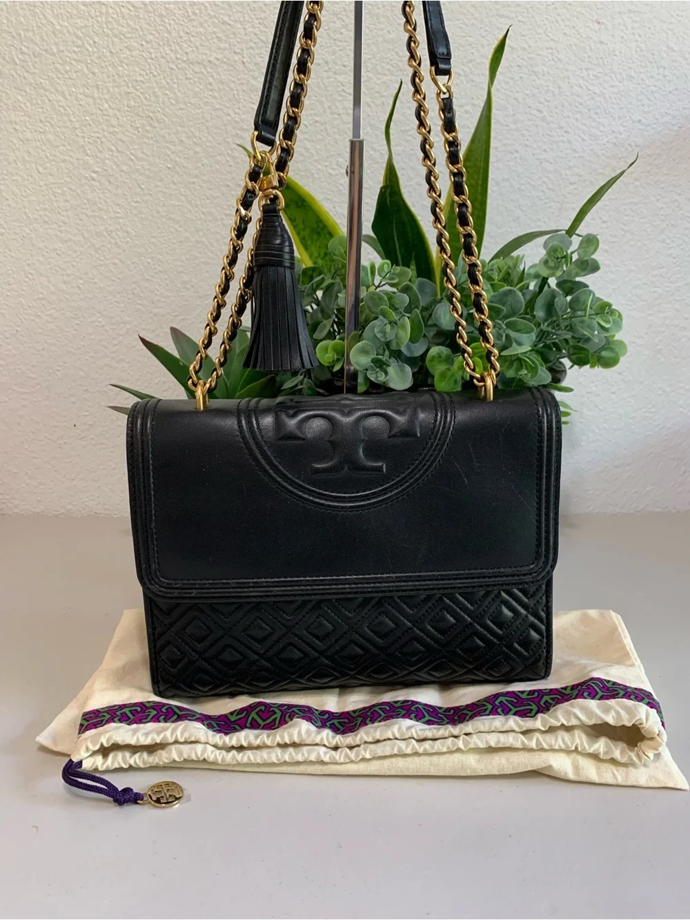 👜💕 Tory Burch Fleming Convertible Shoulder Bag in Black